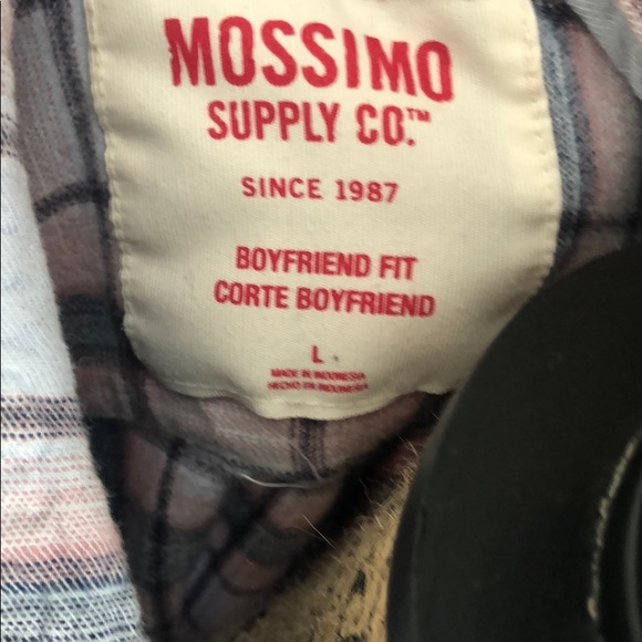 Plaid shirt - Picture 3 of 3